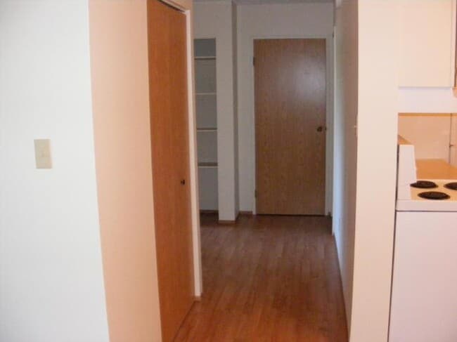 Photo - Parkside Manor