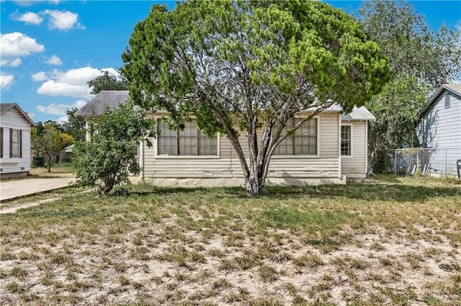 Photo - 20 Quince Ave