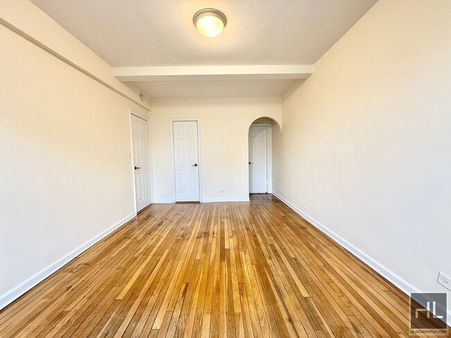 Building Photo - AMSTERDAM AVENUE