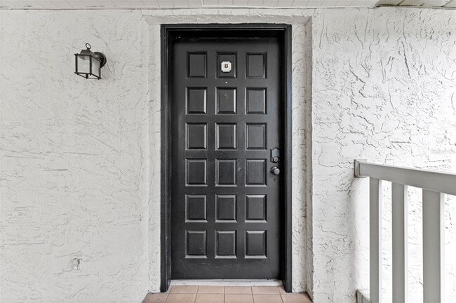 4614 W Fig St Unit B