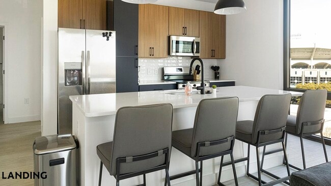 Photo - 1007 S Mint St Unidad 909