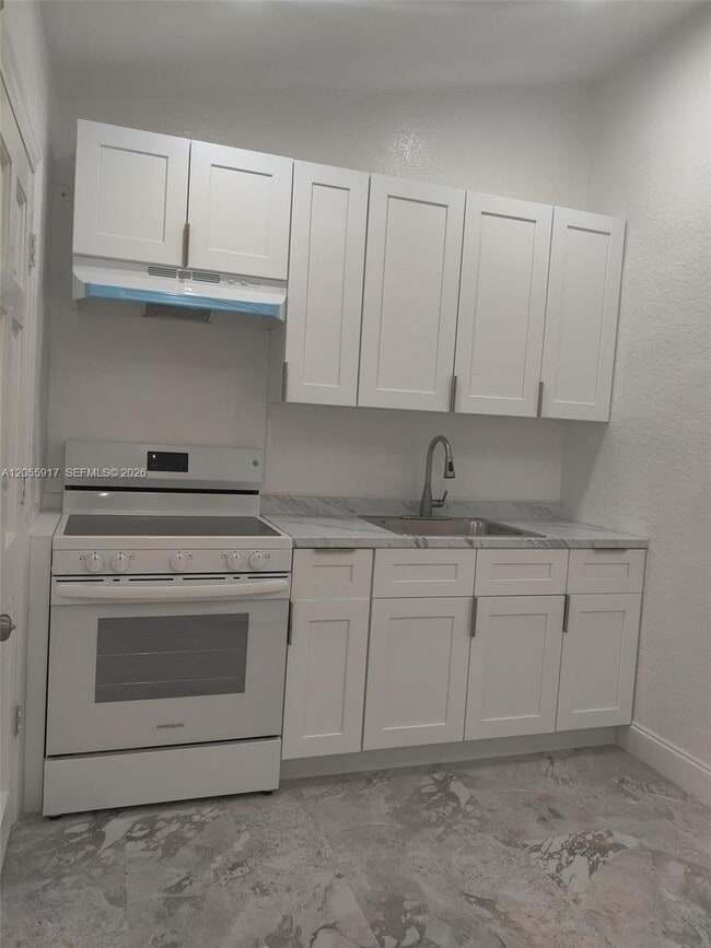 Photo - 709 NE 7th St Unit 2