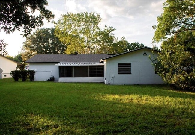 2734 Fireside Ct