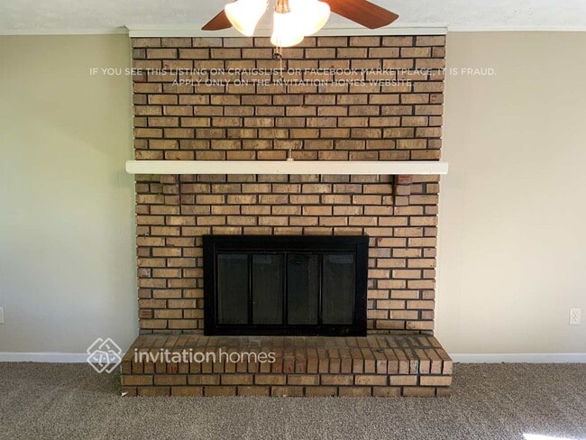 Photo - 404 Seneca Ct