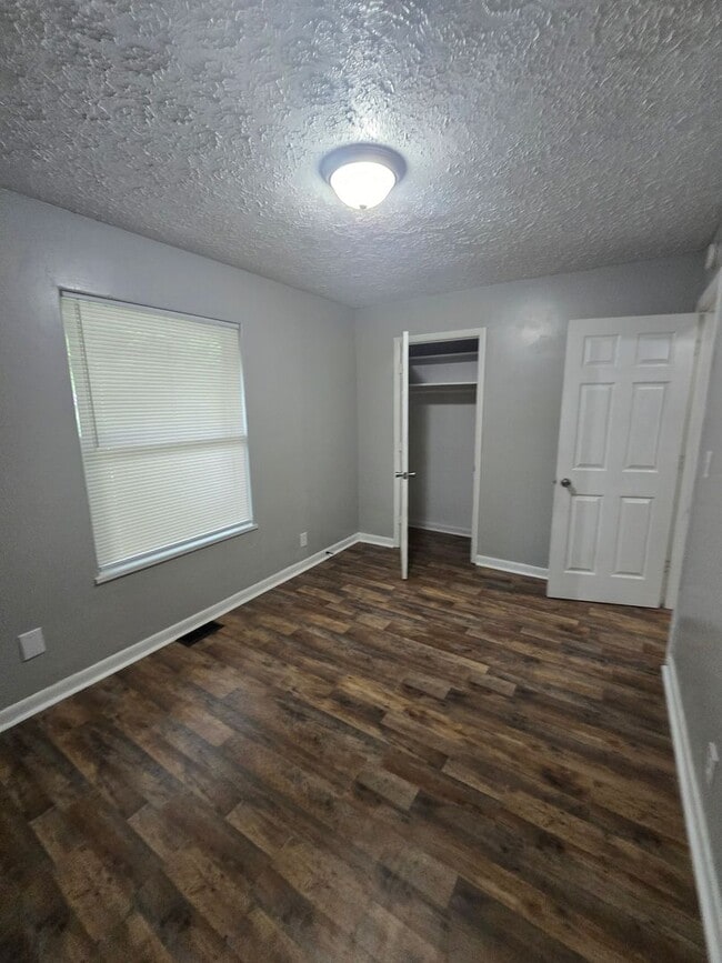 Photo - Two Bedroom Duplex Located on Eastside by 38th St and Emerson Ave