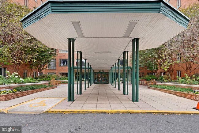 Photo - 4301 Massachusetts Ave NW Unit 7002