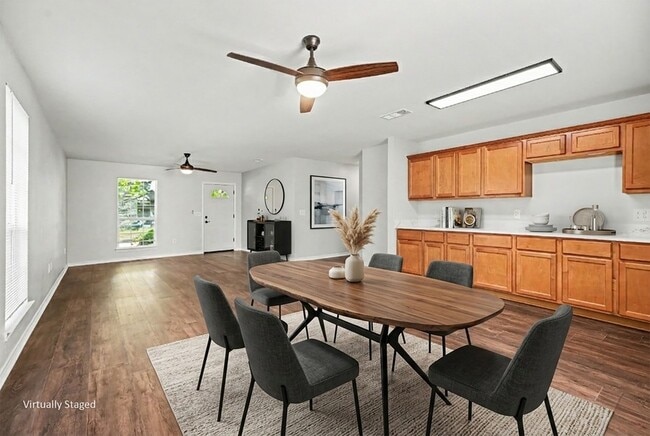 Photo - 326 S Bell Dr
