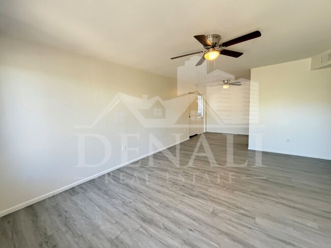 Photo - 4719 N 15th Ave Unit 4