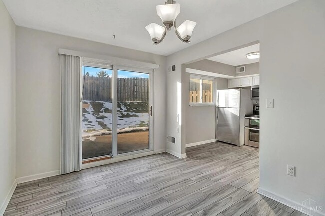 Photo - 7752 Montgomery Rd