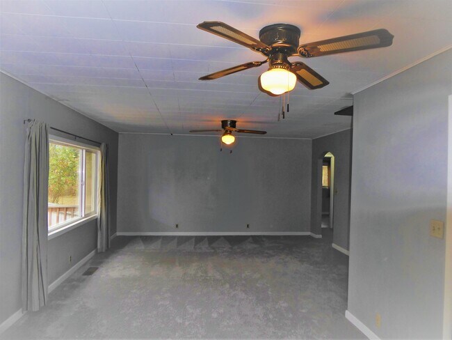 Photo - 3 bd MH in country setting