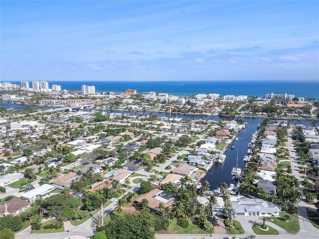 Photo - 556 SE 15th Ave