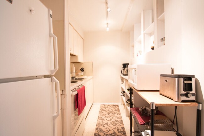 Photo - 120 Lanark Rd Unit 2