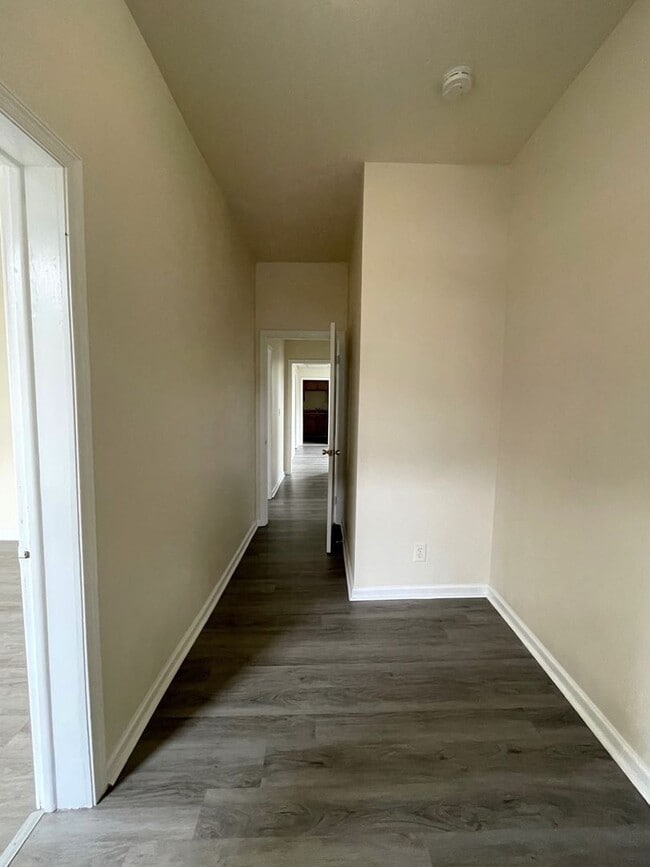 Photo - 334 Ann St Unit #1