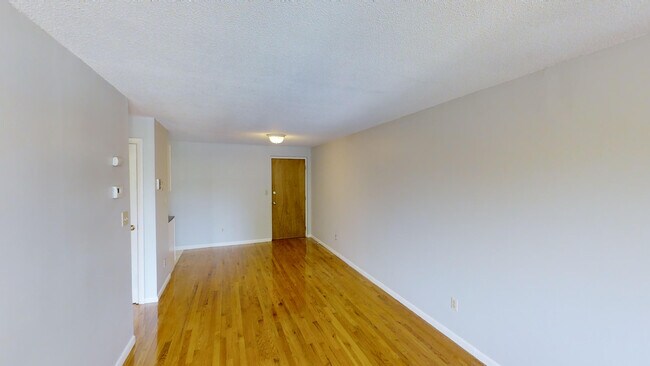 Photo - 22 Murdock St Unit 17