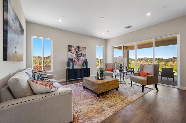 Photo - 1340 Rockwood Dr