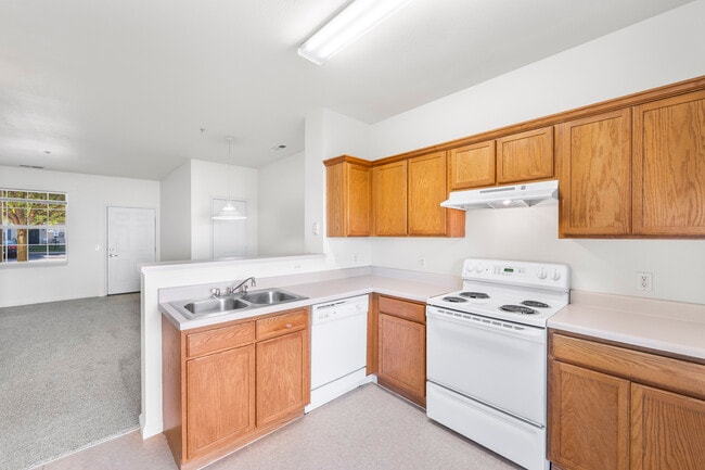 Reserve at Norton Shores