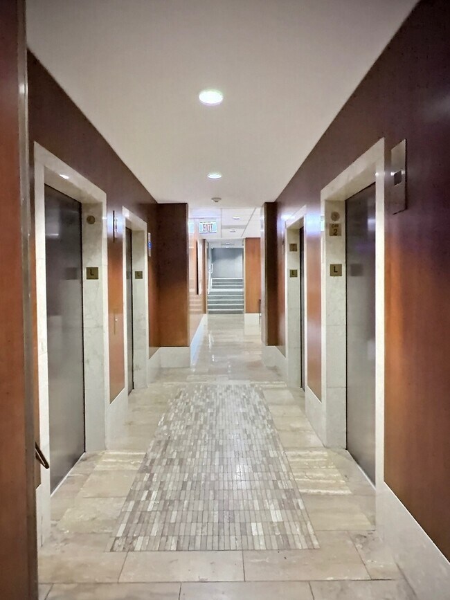 Photo - 1660 N La Salle Dr Unit 2508