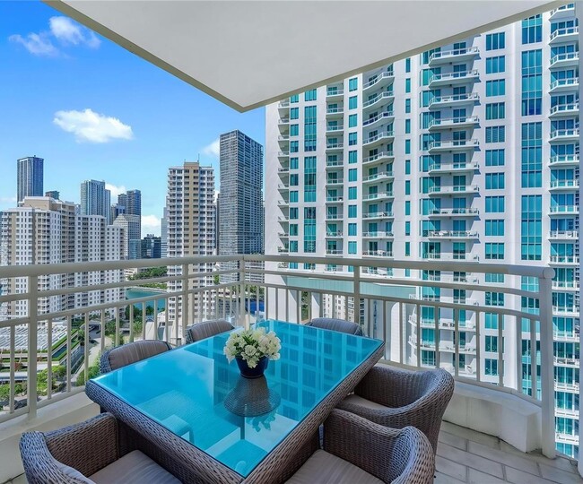 Photo - 888 Brickell Key Dr Unit 2201