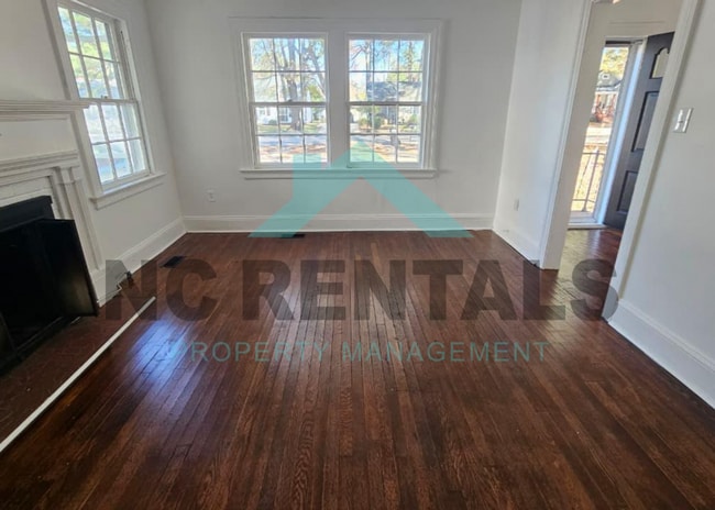 Photo - 1006 Panola St