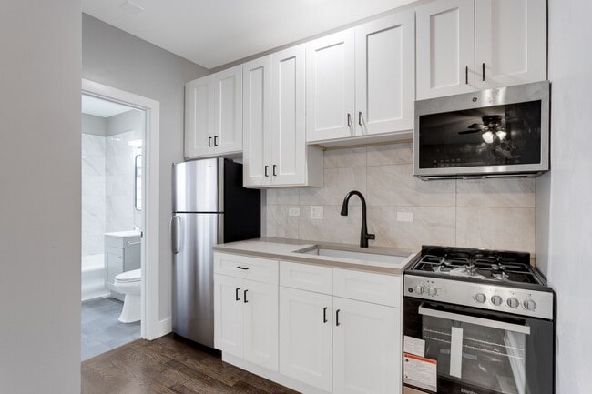 Photo - 8022 S Ellis Ave Unidad 1A