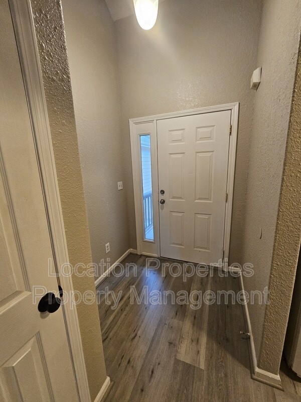 Photo - 944 N Field Stone Dr