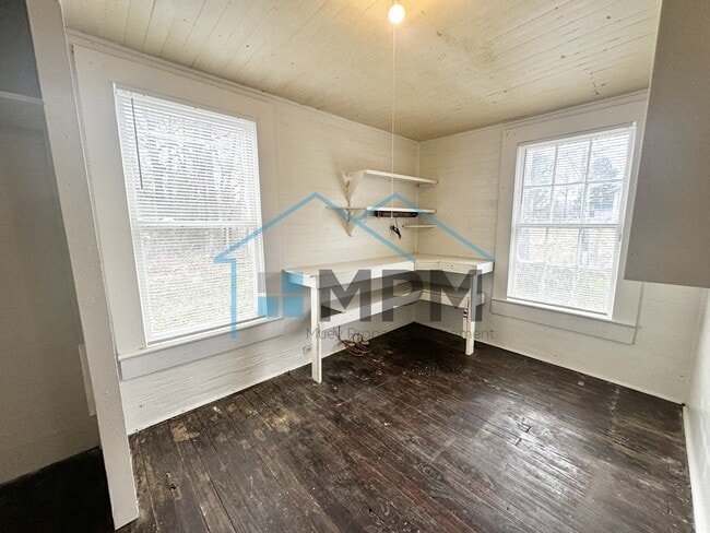 Photo - 629 E Olive St