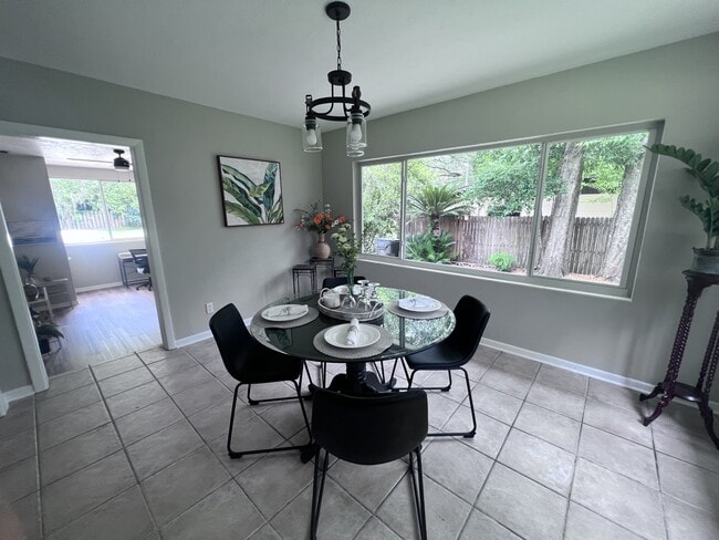 Photo - 3857 W University Ave