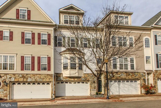 Photo - 5112 Knapp Pl Townhome