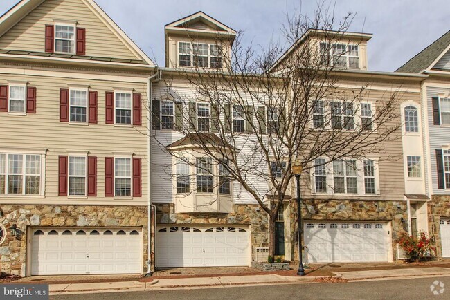Building Photo - 5112 Knapp Pl Rental