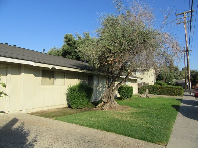 Photo - Pacific Court Apartments