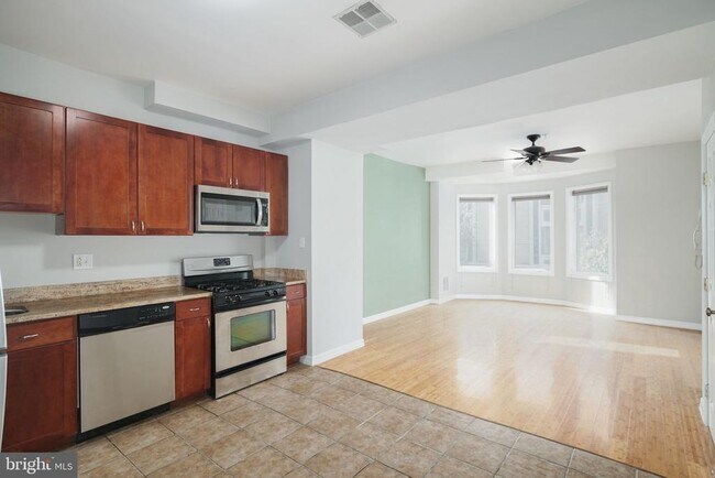 800 N 2nd St Unit 5