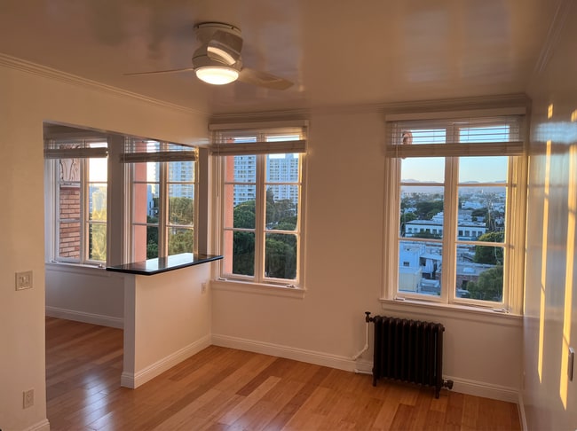 5to piso con vistas al mar y a la montaña - 3005 Main St Unidad 507