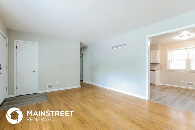 Photo - 3610 S Pope Ave