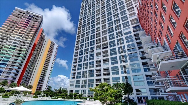 Building Photo - 1541 Brickell Ave Unit B2804 Rental