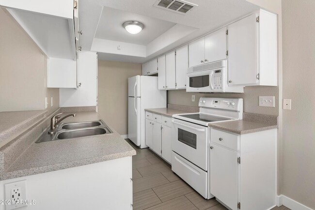 Photo - 13238 N 3rd Pl