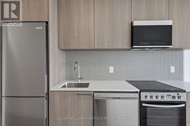 Photo - 7439 Kingston Rd Unit 1008