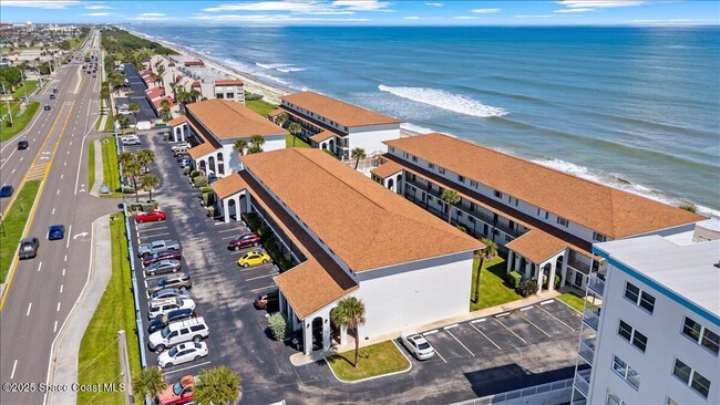 Photo - 199 Jimmy Buffett Mem Hwy Unit D201