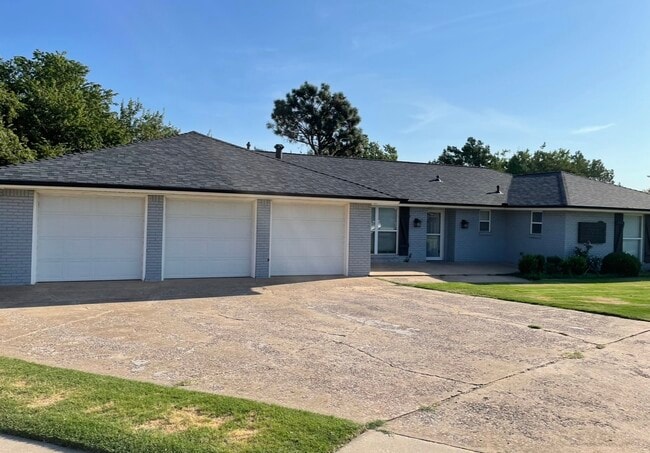 Photo - 1233 Crossroads Ct