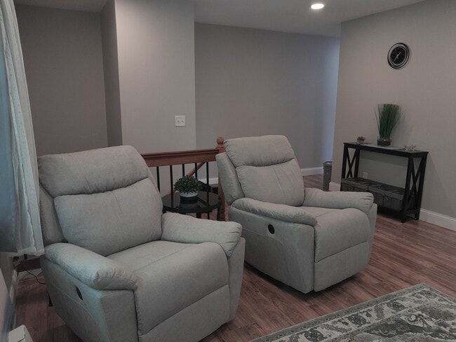 Photo - 15423 Trillium Cir