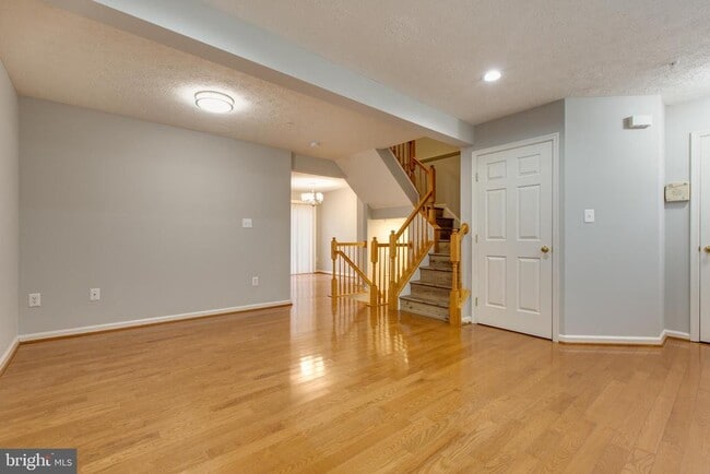 Photo - 2542 Piney Pass Way