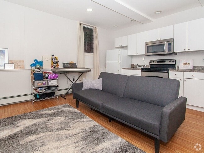 Building Photo - 21 Aberdeen St Unit A Rental