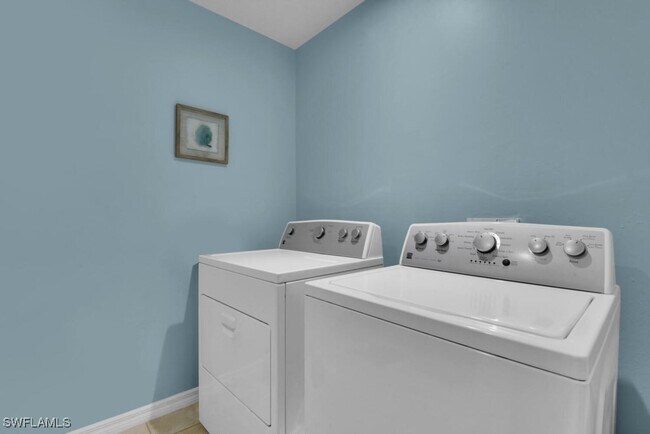 Photo - 2217 SW 4th Ave