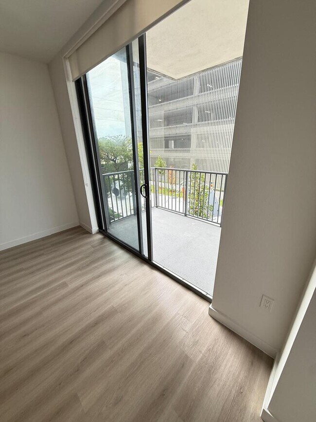 Photo - 3748 NW 13th St Unit A3
