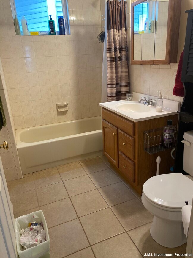 Photo - 5 Lowden Ave