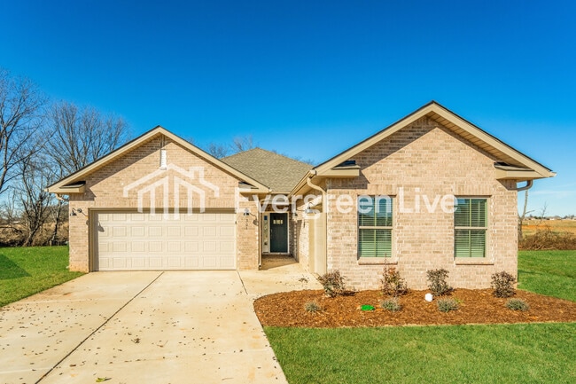 Building Photo - 301 Pond Spg Dr