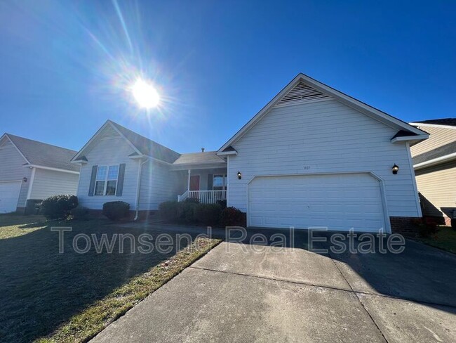 Building Photo - 1489 Mingary Ave