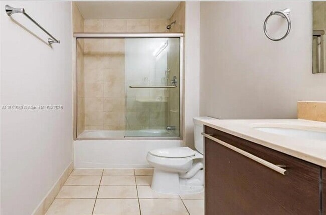 Photo - 1900 N Bayshore Dr Unidad 3909