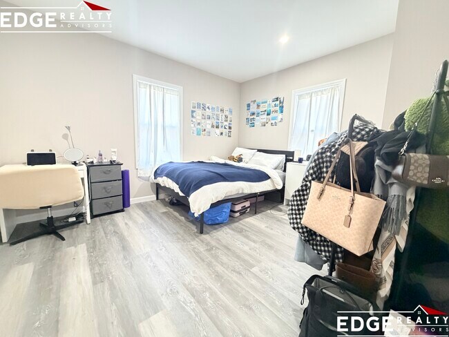 Photo - 16 Long Ave Unit 1