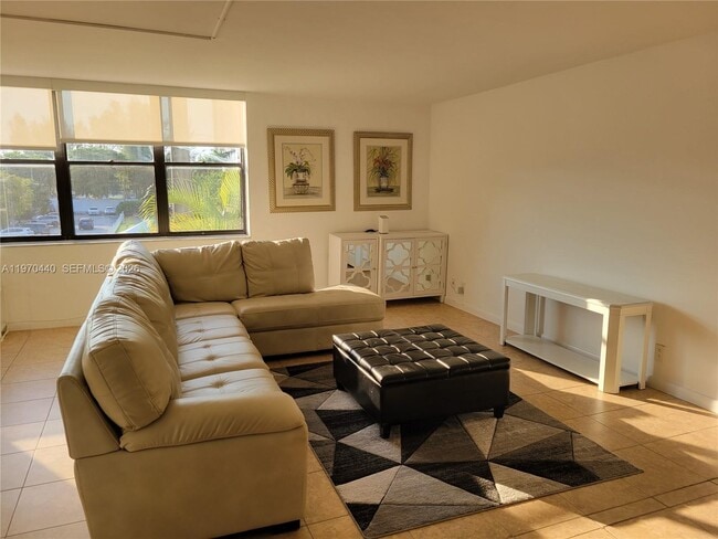 Photo - 20381 NE 30th Ave Unit 324-7