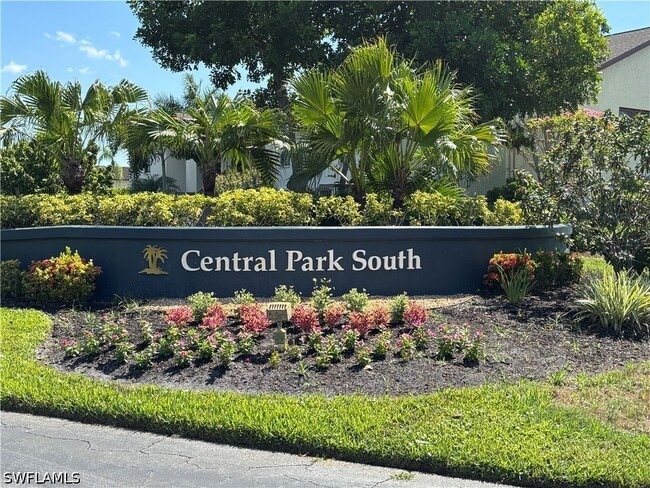 Building Photo - 9285 Lake Park Dr Unit 101